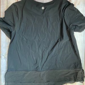 Lululemon top